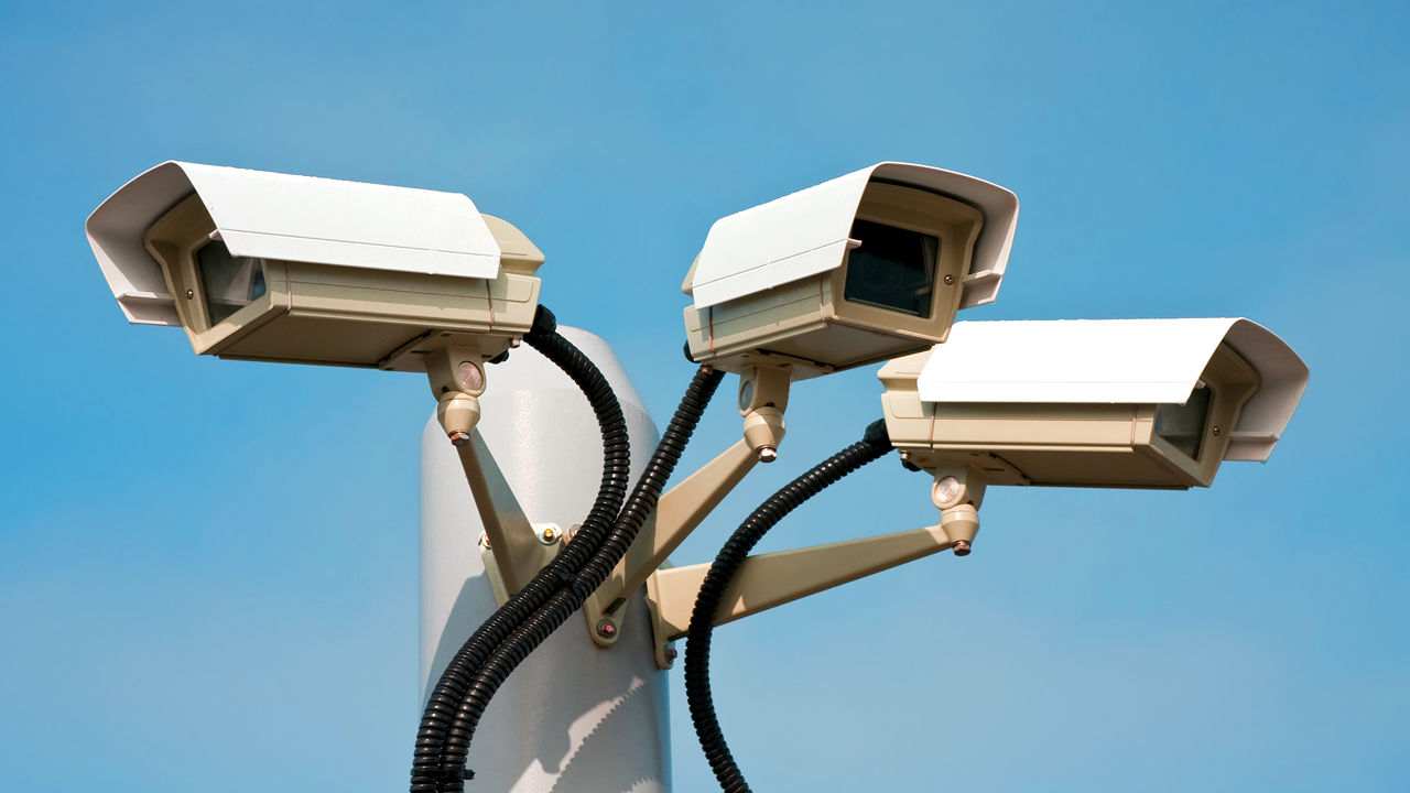 المجلس الجماعي لإنزكان يصادق على قرار تتبيث كاميرات للمراقبة بشوارع المدينة
