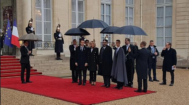 وصول جلالة الملك إلى قصر الإليزيه للمشاركة في احتفالات الذكرى المئوية لهدنة الحرب العالمية الأولى