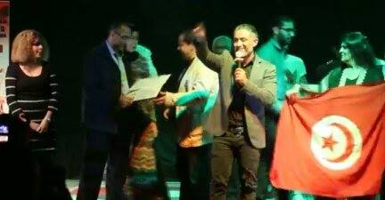 المسرحية التونسية “عمر وجولييت” تفوز بالجائزة الكبرى لمهرجان هوارة الدولي للمسرح بأولاد تايمة