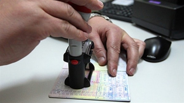 توقيف عصابة متخصصة في تزور وثائق رسمية قصد الحصول على الجنسية المغربية