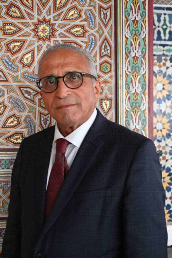 أكادير.. تقديم كتاب”المدن الناشئة وفعلية حقوق الإنسان”