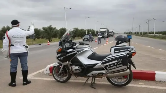 دركي يتعرض لطعن بالسيف ودهس بالسيارة
