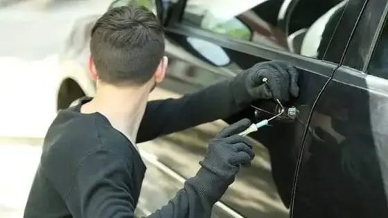 اعتقال متهم بسرقة 12 سيارة ،عملياته الإجرامية تستهدف نوعا واحدا من السيارات