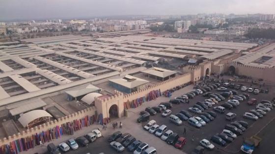 تأخر أشغال هيكلة محلات سوق الأحد بأكادير يثير قلق التجار