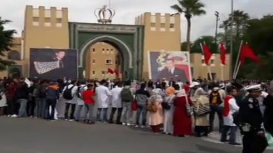 الأساتذة المتعاقدون في مسيرة احتجاجية ضد اختلالات المديرية الإقليمية في تارودانت -صور-