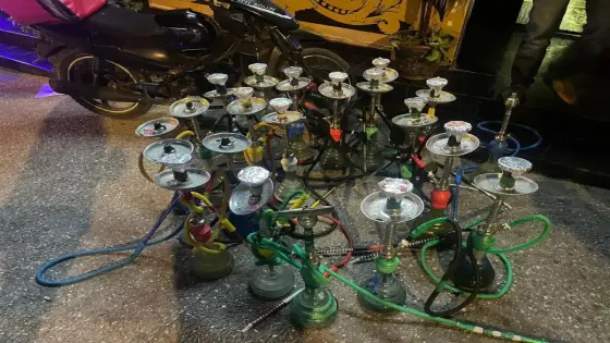 حملة تطهير لمقاهي الشيشا بأكادير والحجز يطال 300 قنينة