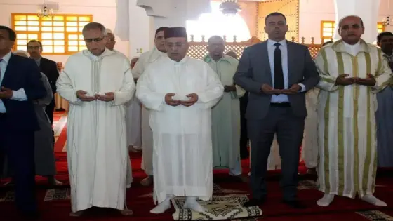 السيد عامل عمالة إنزكان أيت ملول يترأس مجلسا قرآنيا بالمسجد الكبير بتاغزوت إنزكان