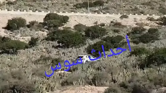 بالصور .. التهور يتسبب في إنقلاب سيارة أخرى بمنعرج الموت بقصبة أكادير أوفلا صباح اليوم