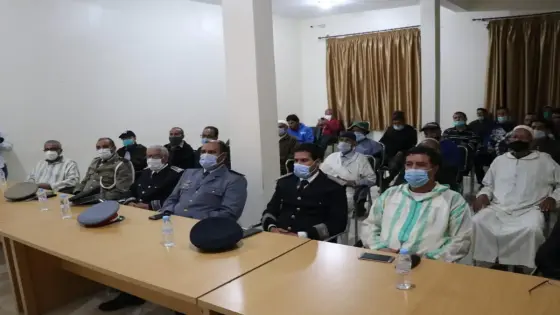 فيديو : فعاليات وسلطات تغازوت تستمع للخطاب الملكي في ذكرى 45 للمسيرة الخضراء