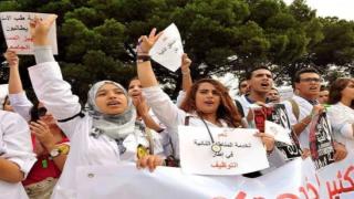 اتفاق بين وزارة الصحة ولجنة الأطباء الداخليين على رفع الأجور وتحسين شروط العمل