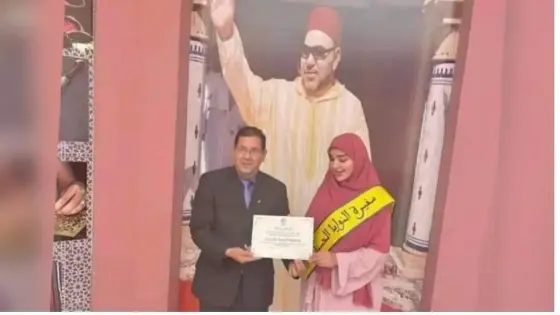 تكريم و توشيح “مولات القويلبات” .. الإنتقادات تلاحق رئيس غرفة الصناعة التقليدية بأكادير