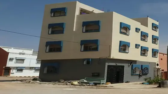 مستثمر بمعية زوجته البريطانية يعاني من مضايقات ضد مشروعه السياحي بتامراغت اكادير