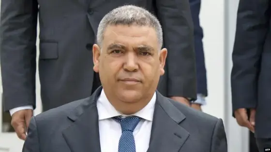الوثيقة المسلمة من المسؤولين للأشخاص المعنيين بالعمل كافية للتنقل بدون الحاجة إلى استصدار رخصة