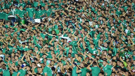 جماهير الرجاء تدعو بتأجيل مباراتها أمام الحسنية