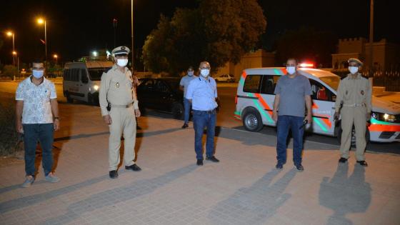 سلطات تارودانت تطبق حظر التنقل الليلي وتحرر مخالفات في حق المخالفين