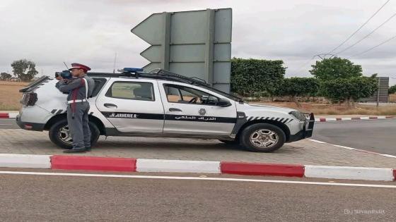 مبادرة برلمانية تقترح تعديل قانون السير لحماية السائقين من مخالفات “الواتساب”  