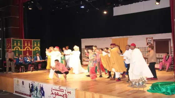 فيديو: سجناء يبدعون بعرض مسرحية في أيت ملول