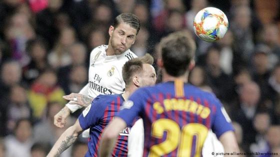 الـ”كلاسيكو” بين برشلونة وريال مدريد ينتهي على إيقاع التعادل السلبي