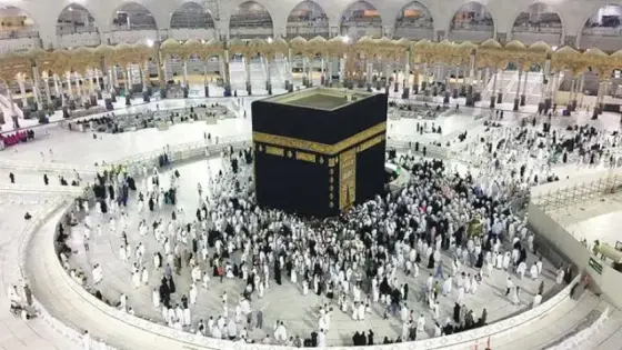 بعد شهور من التوقف، أولى رحلات المعتمرين تصل إلى جدة الأحد المقبل