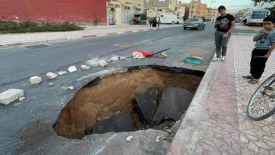 إنهيار جزئي للطريق يهدد سلامة المواطنين بإنزكان