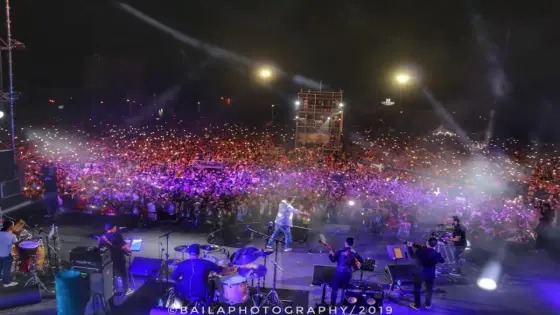 حاتم عمور يستقطب أزيد من 80 الف متفرج في مهرجان تميتار