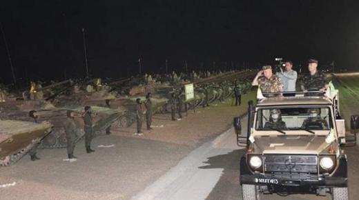 الجيش الجزائري يقود “حربا ليلية” وبالذخيرة الحية