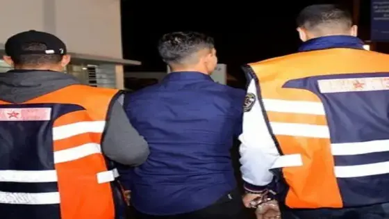توقيف شخصين يشتبه تورطهما في حيازة مخدر الشيرا وأختام إدارات بالداخلة