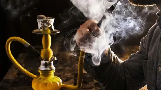 اكادير : حملة أمنية لعدد من مقاهي الشيشة تسفر عن حجز 165 قنينة