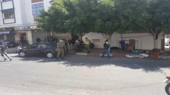أكادير : قائد الملحقة الادارية الرابعة يواصل حملات لمحاربة احتلال الملك العمومي و تطبيق حظر التنقل الليلي