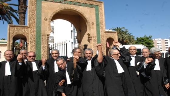 سابقة. المحامون يطالبون بتعديل حكومي ووزير جديد للعدل معلنين وقف كل أشكال التعامل مع وهبي