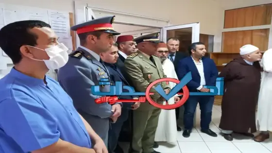 مسؤولون في زيارة تفقدية لمركز ” باني ” لتصفية الدم بتيزنيت