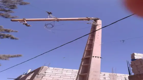 عمود كهربائي يهدد سلامة المواطنين في بيوكرى
