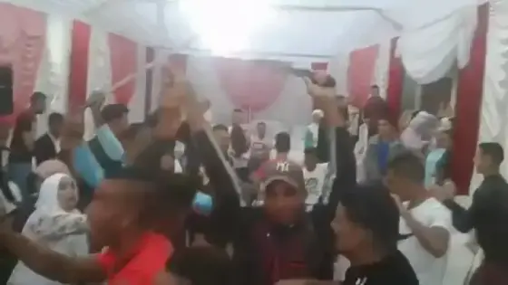 القنيطرة..توقيف شخص ظهر رفقة عدد من المشتبه فيهم وهم يشهرون أسلحة بيضاء في واقعة وثقها مقطع فيديو (بلاغ)