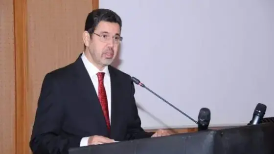 رئيس النيابة العامة: لا يمكن تقييد الحق في المعلومة إلا بمقتضى القانون