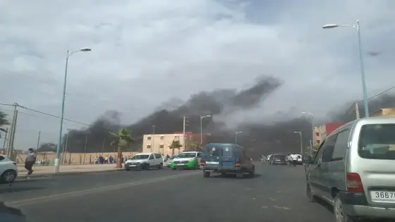 اندلاع حريق داخل مستودع لتخزين المواد البلاستيكية بحي الشليوات أولاد تايمة