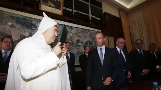 عاجل : توقيفات وتنقيلات لعمال وولاة ورجال سلطة تزامناً مع عيد العرش