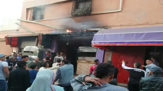 حريق يأتي على محل قلي الأسماك في بيوكرى