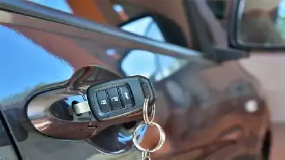 اكادير : عصابة السطو على السيارات بالمفاتيح المزورة في قبضة الامن