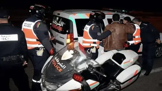 مصدر أمني :توقيف أحد عشر شخصا، من بينهم قاصران لتورطهم في أحداث شغب الألتراس البيضاوي