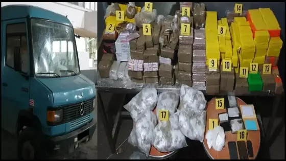 أكادير .. توقيف شخص يشتبه تورطه في قضية تتعلق بالحيازة والاتجار في المخدرات والمؤثرات العقلية (بلاغ)