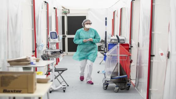 Thursday 2 March 2020: A nurse checks the patients suspected to suffer from Covid-19 at the special tent for suspected cases of Covid-19 settled at the hospital where MSF is supporting with the management of the pandemic. MSF launches a collaboration with CHU Ambroise Paré Hospital in Mons to face the Covid-19 Pandemic in Belgium.
