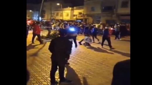 مواطنون يخرجون احتجاجا على منع صلاة التراويح بالمساجد (فيديو)