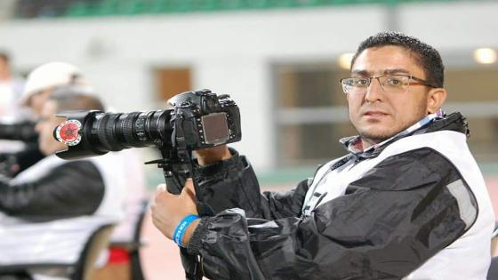 محمد الأشعري يمثل الصحفيين المغاربة في نهائي الاتحاد الأوروبي