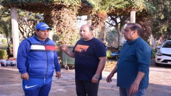 بالصور رئيس مجلس جماعة إنزكان واعضائه ينخرطون في مبادرة يوم من أجل حديقة انطلاقا من تراست