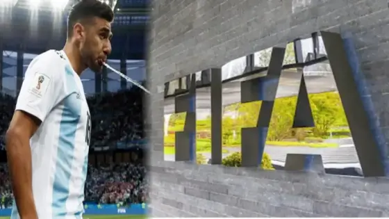 الفيفا تستعد للزمن الجديد و تمنع ” البصق ” بالملاعب