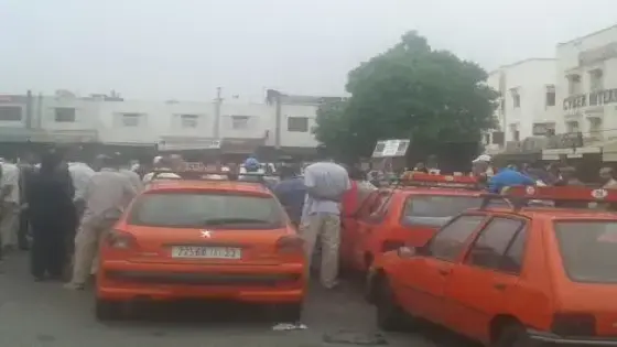 هذا ما قررته جمعية “الطاكسيات” باكادير بعد مقتل أحد سائقيها