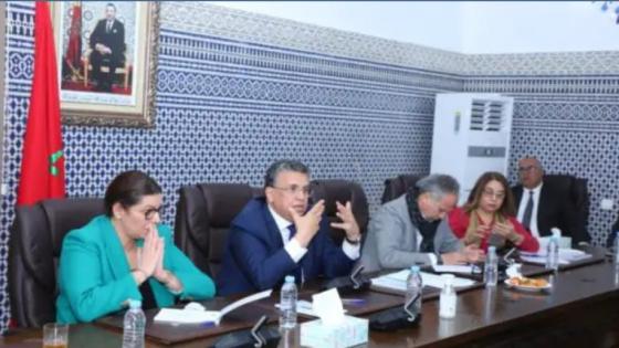 طُرد أحدهم بشكل نهائي.. حزب في الأغلبية الحكومية يُصدر قرارات تأديبية في حق 4 برلمانيين