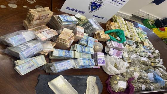 مداهمة أمنية تسفر عن حجز مليار ونصف لدى صيرفي بالناظور يُشتبه في نشاطه بالسوق السوداء