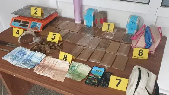 عناصر المصلحة الولائية للشرطة القضائية بأكادير تطيح بمشتبه فيه متورط في قضية تتعلق بالحيازة والاتجار في المخدرات