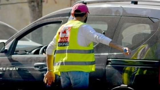 “مول الجيلي اصفر” يرتكب جريمة قتل مروعة بسبب دريهمات الباركينغ !